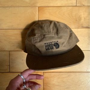Mountain hardware cap